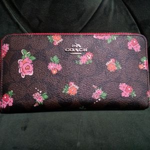 Coach Accordion Zip Wallet w/ Floral Bloom Print